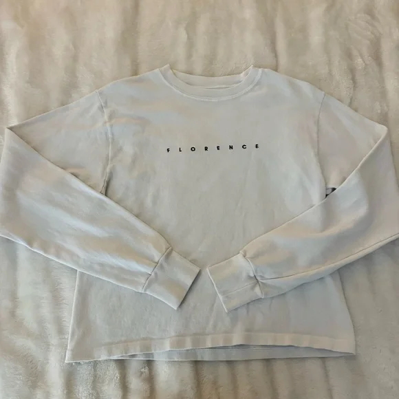 Brandy Melville Florence Italy top 🇮🇹 - Picture 5 of 8